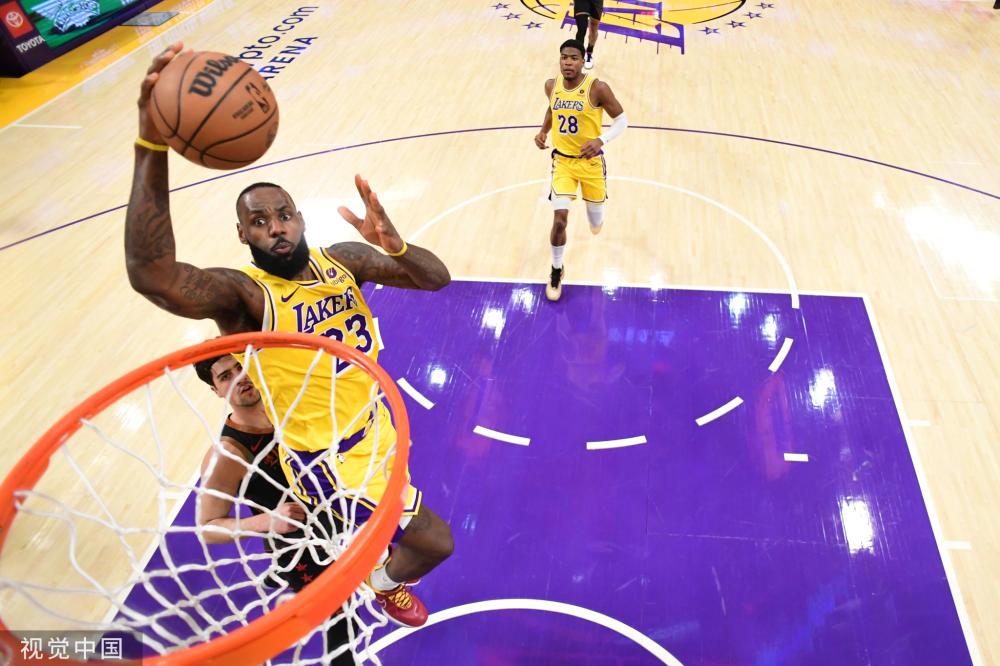 场上还是在 场上还是在