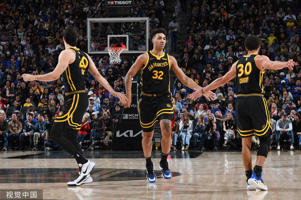 次精彩扑救 次精彩扑救